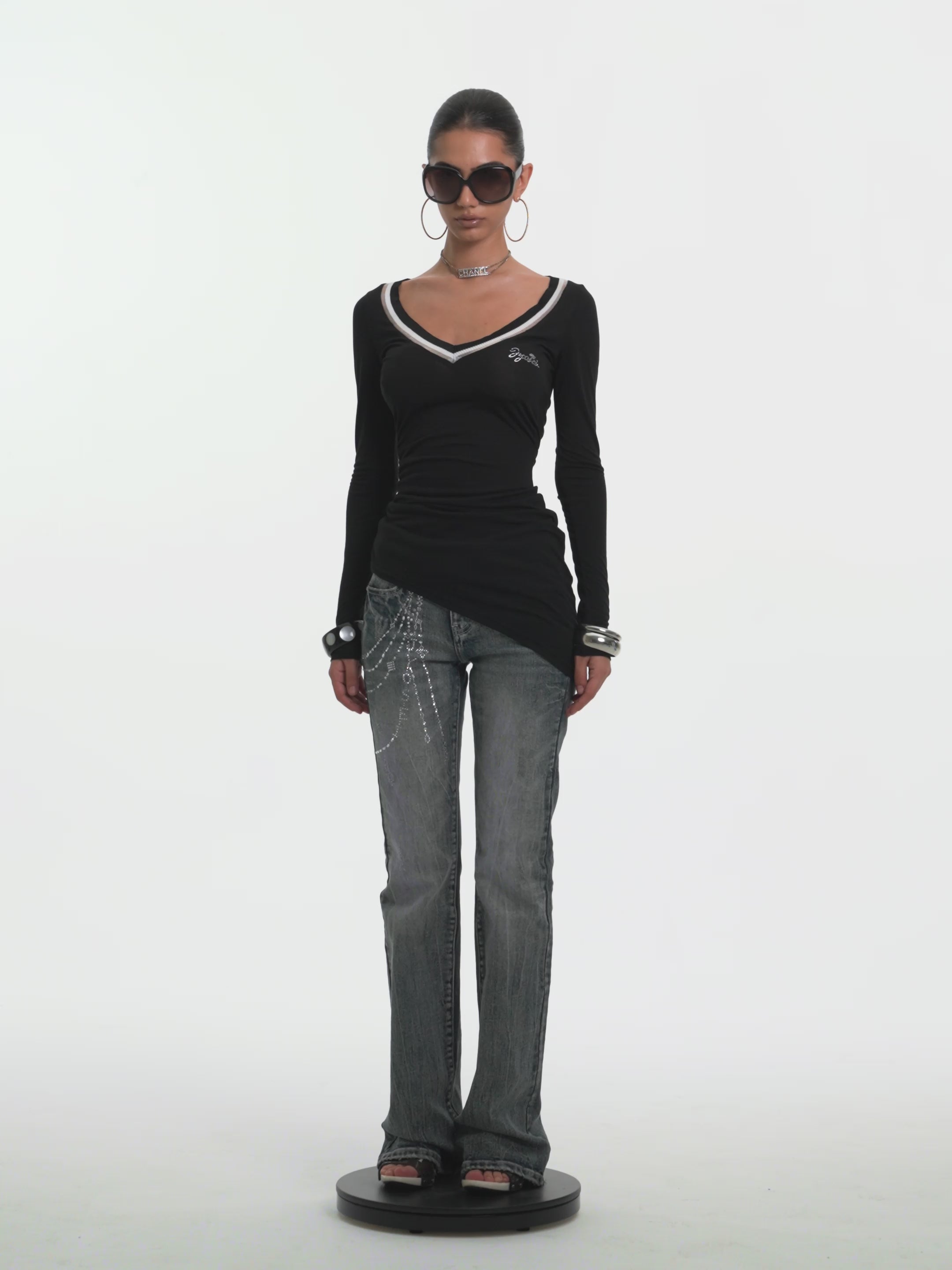Nora V Neck